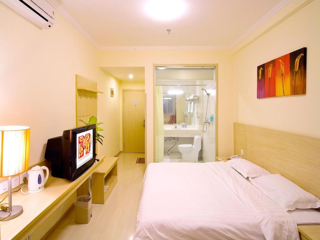 Haitian E Inn Qingdao Room photo